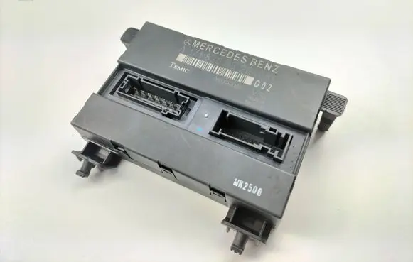 Mercedes-Benz SLK R171 Sunroof control unit/module A1718203326