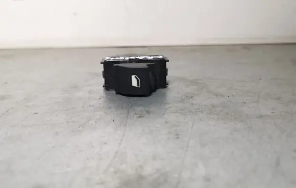 Opel Grandland X Electric window control switch 98044803ZD