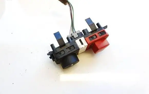 Renault Scenic II - Grand scenic II Hazard light switch 88040009 8200407415