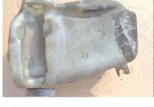Iveco Daily 1st gen Windshield washer fluid reservoir/tank