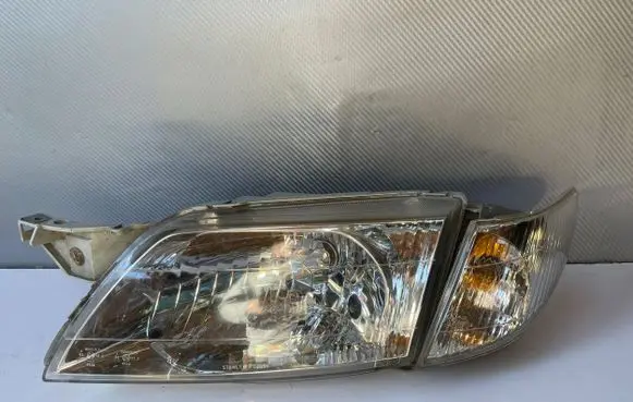 Mazda Premacy Headlight/headlamp