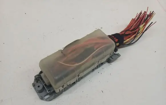 Opel Meriva A Fuse box set 93363136