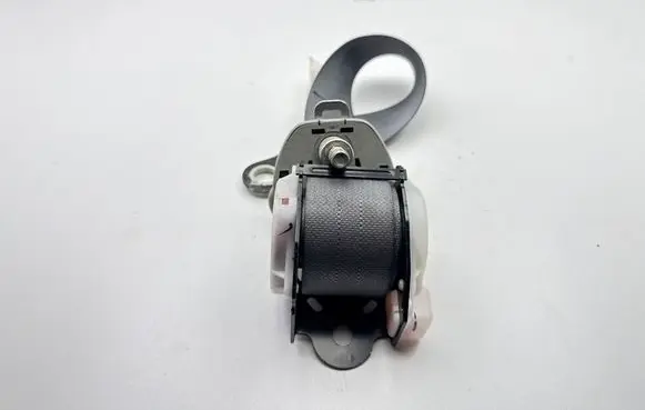 Toyota Prius+ (ZVW40) Third row seat belt C71532 140305 735647010B2