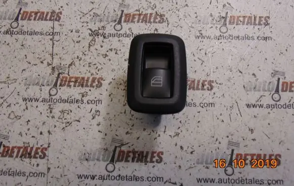 Mercedes-Benz B W245 Electric window control switch A2518200510