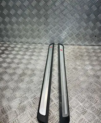 Audi A5 8T 8F Front sill trim cover 8t0853373