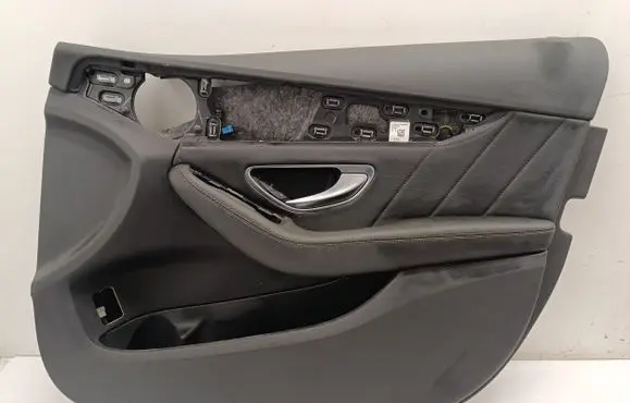Mercedes-Benz C W205 Front door card panel trim