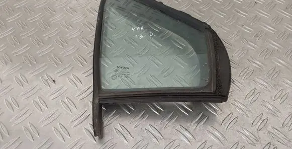 Toyota Yaris Front door vent window glass four-door 43R00097