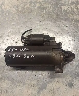 Volkswagen PASSAT B5.5 Starter motor 0986016240