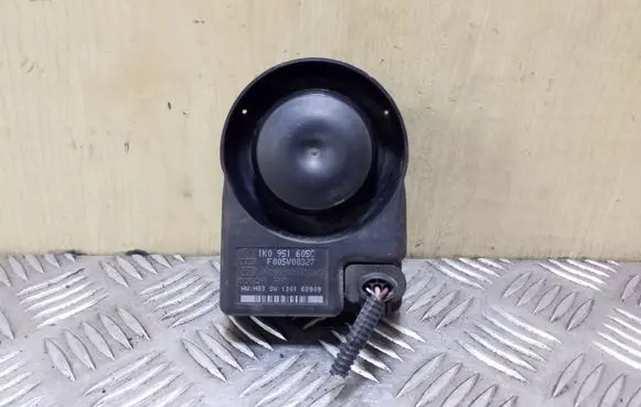 Volkswagen Jetta V Alarm system siren 1K0951605C F005V00327