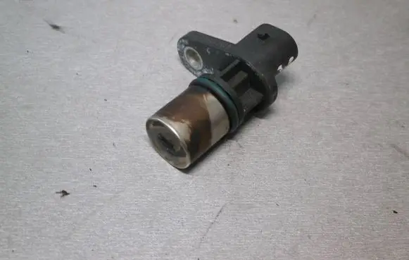 Opel Vectra C Crankshaft position sensor 12567712