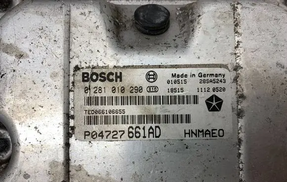 Chrysler Voyager Engine control unit/module P04727661AD 0281010290 28SA5243