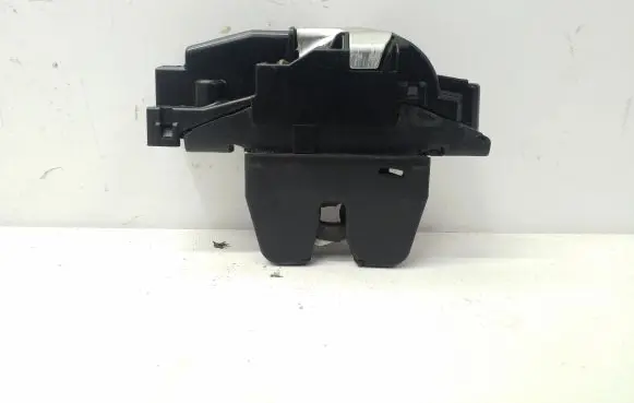 Tailgate/trunk/boot lock/catch/latch