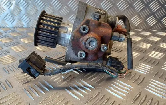 Mazda 5 Fuel injection high pressure pump RF7J13800C