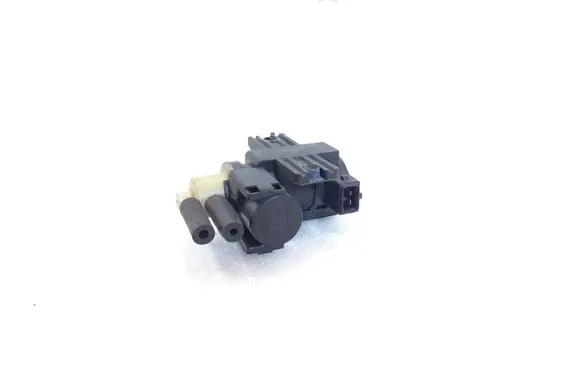 Renault Trafic II (X83) Turbo solenoid valve 82007900180