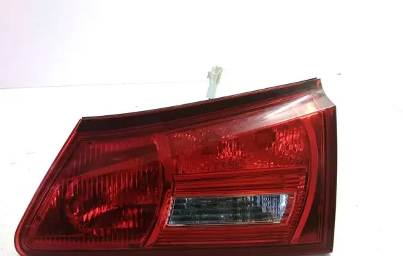 Lexus IS 220D-250-350 Tailgate rear/tail lights