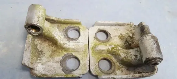 Fiat Marea Rear door lower hinge
