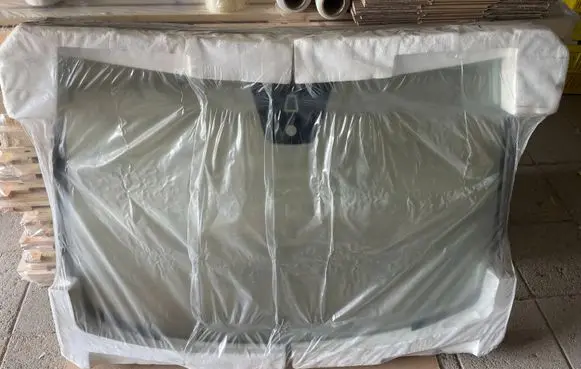 Fiat Punto (199) Front windscreen/windshield window 51702097