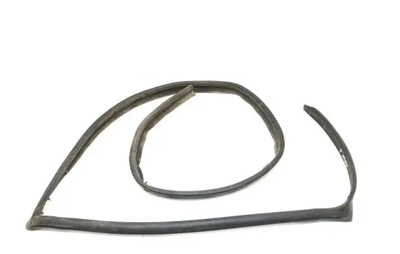 Audi Q5 SQ5 Rear door rubber seal (on body) 8R0