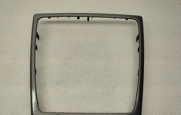 Volvo XC70 Radio/GPS head unit trim 30672110