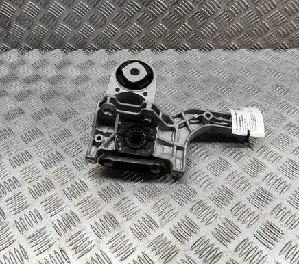Audi E-tron GT Sway bar bush bracket, front 9J1399111E 9J1413357A