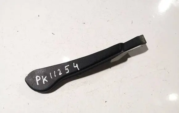 Opel Zafira A Rear seat side bottom trim 90503954