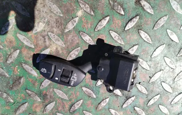 BMW 5 E60 E61 Wiper control stalk 6924106 01206100 960836