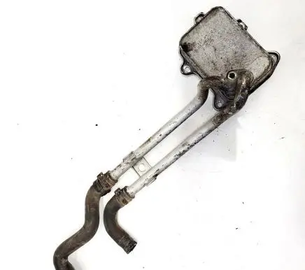 Toyota Avensis T250 Engine oil radiator 030117021e