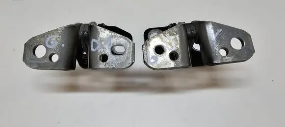 Rear door hinge set