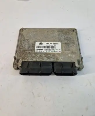 Skoda Octavia Mk1 (1U) Engine control unit/module 06A906033BG