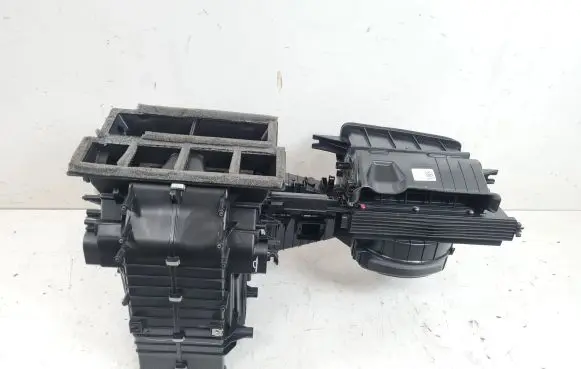 Tesla Model X Interior heater climate box assembly 111613300B DC3E6FXEAB