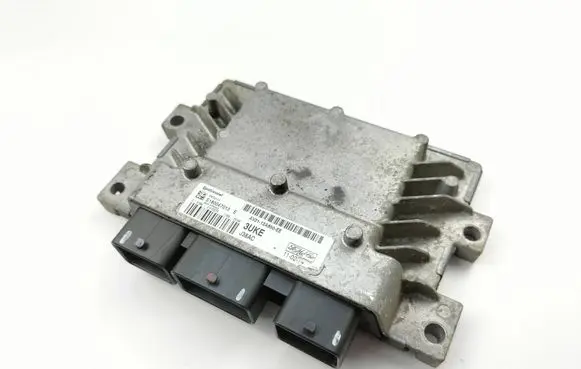 Ford Fiesta Engine control unit/module AV2112A650EE S180047013