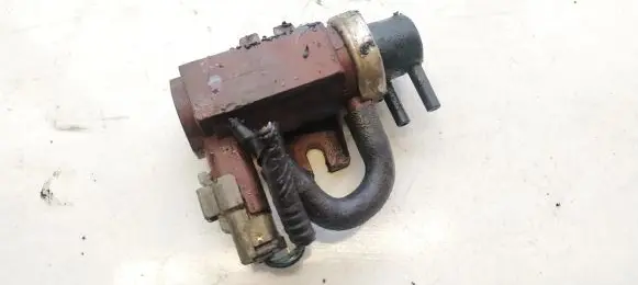 Mazda 3 I Turbo solenoid valve 9652570180