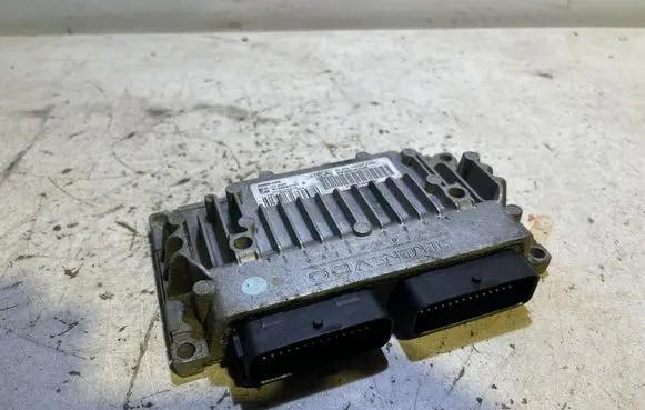Peugeot 207 Gearbox control unit/module S126024101