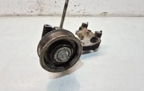 Lexus GS 300 350 430 450H Generator/alternator belt tensioner 575059