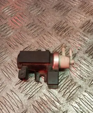 Volvo S60 Turbo solenoid valve 30637251