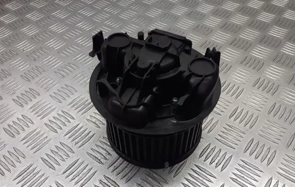 Renault Megane II Front door blower motor 