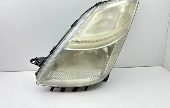 Toyota Prius (XW20) Headlight/headlamp 8117047190
