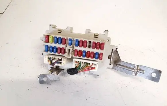Nissan Quest Fuse box set 5z0004b06 07475z000