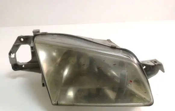Mazda 323 F Headlight/headlamp