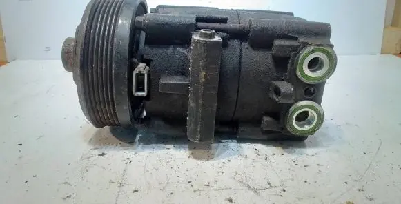 Ford Mondeo Mk III Air conditioning (A/C) compressor (pump) 1S7H19D629ER