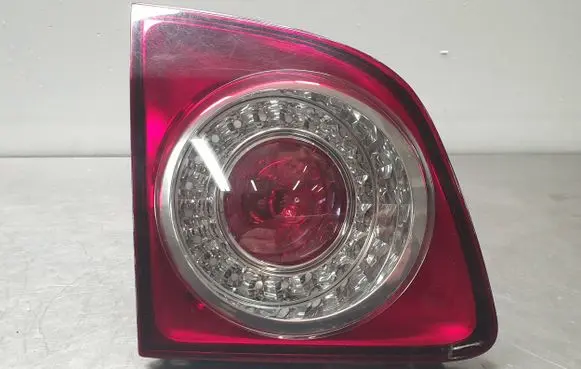 Volkswagen Golf Plus Tailgate rear/tail lights 5M0945093J 89033601