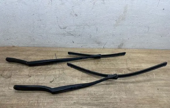 BMW 5 F10 F11 Windshield/front glass wiper blade 6161720315604 C0318