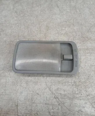 Toyota Avensis Verso Rear seat light