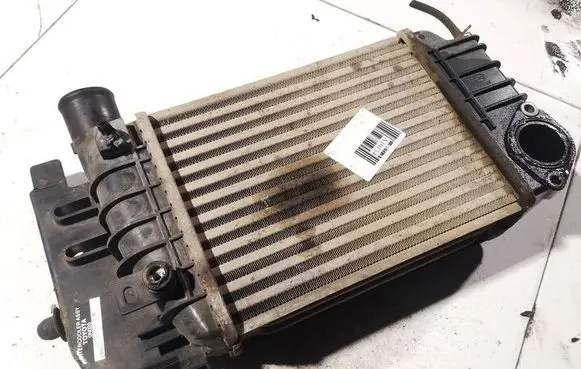 Toyota Yaris Intercooler radiator jd1270000620 jd127000-0620