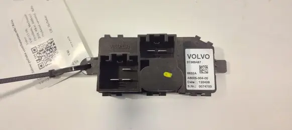 Volvo V40 Heater blower fan relay 31369487