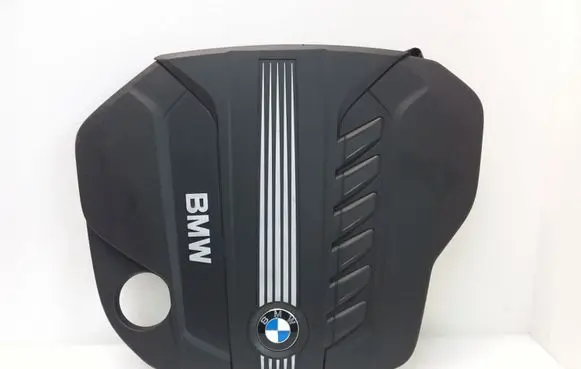 BMW X3 F25 Engine cover (trim) 7812063