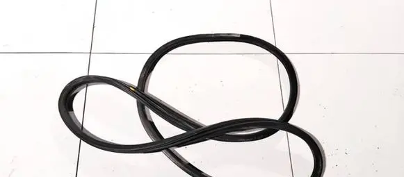 Mitsubishi Lancer X Rubber seal rear door 