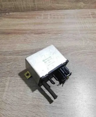 Audi A6 S6 C4 4A Other control units/modules 893919173