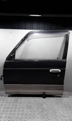 Mitsubishi Pajero Front door