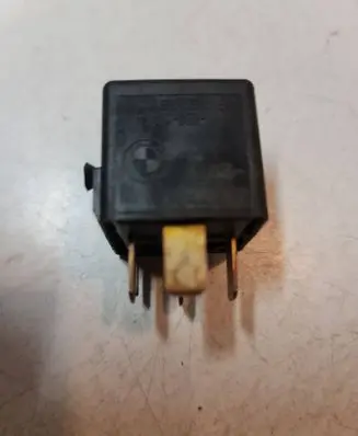 BMW 3 E36 Other relay V23134B52X187 1263V23134B52X182